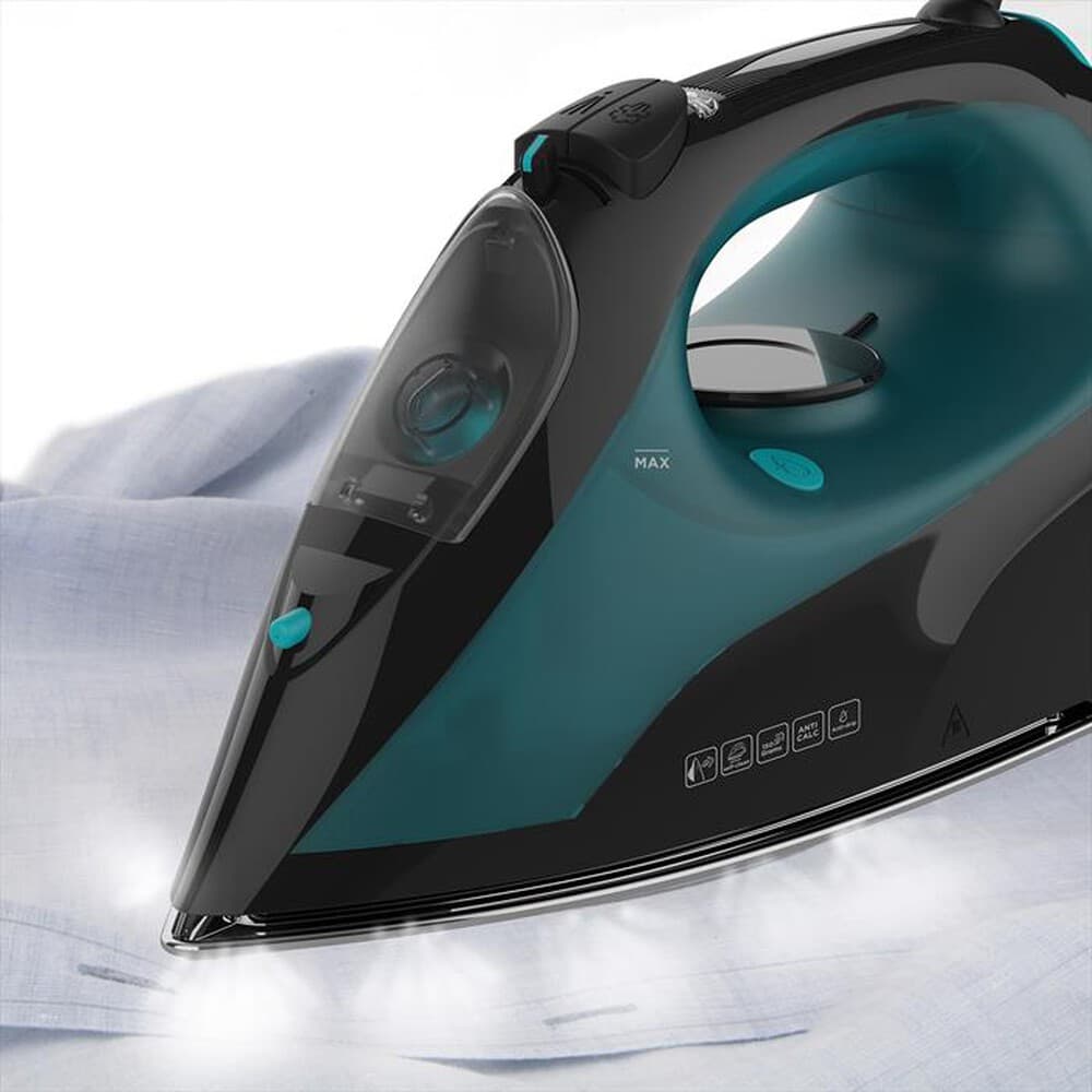Ferro da stiro BLACK&DECKER Piastra Ceramica 2400 Watt Nero/Smeraldo BXIR2403E - 2