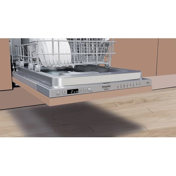 Lavastoviglie HOTPOINT ad incasso 45 cm Classe E 10 Coperti HSIC3M27CS - 2
